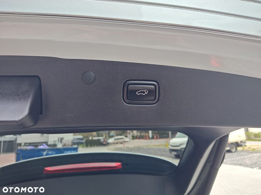 Kia Optima Plug-in Hybrid - 21