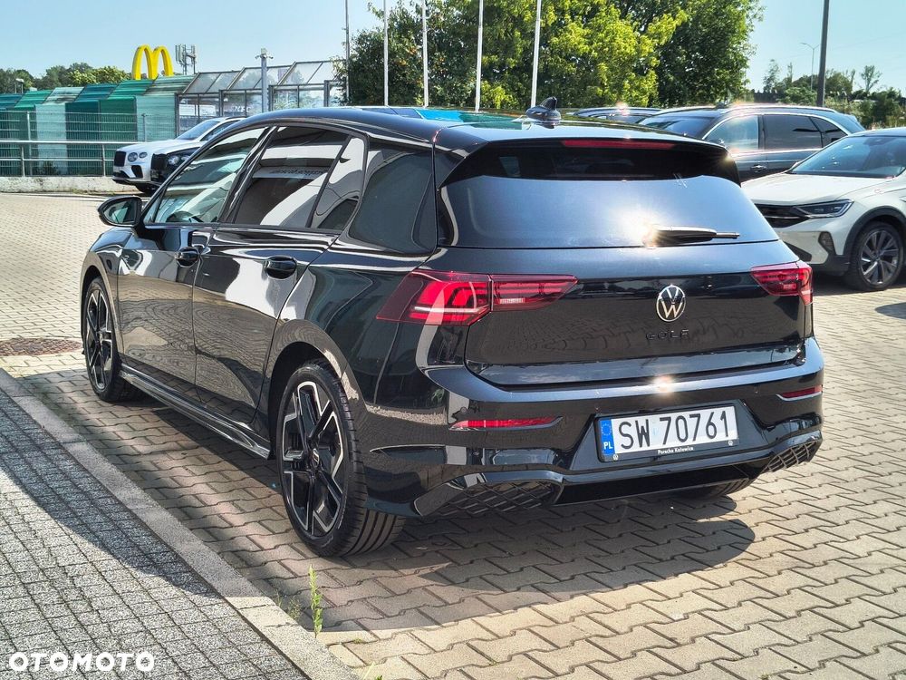 Volkswagen Golf 1.5 eTSI mHEV R-Line Plus DSG - 9
