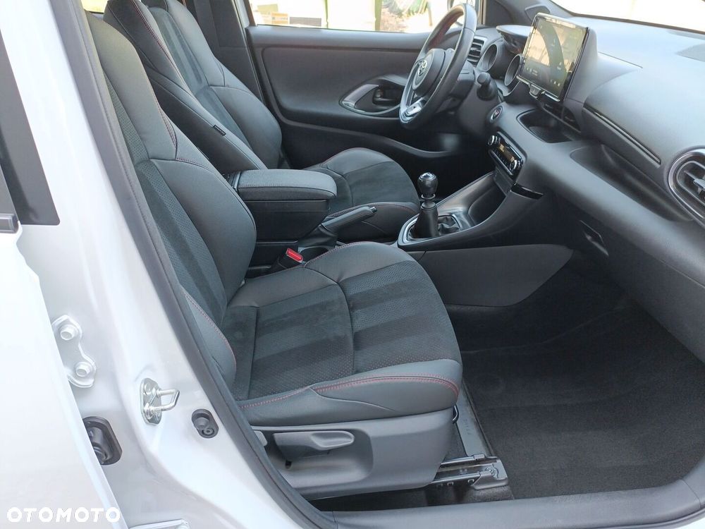 Toyota Yaris 1.5 GR Sport - 12