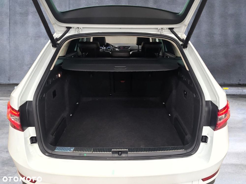 Skoda Superb 2.0 TDI 4x4 L&K DSG - 30