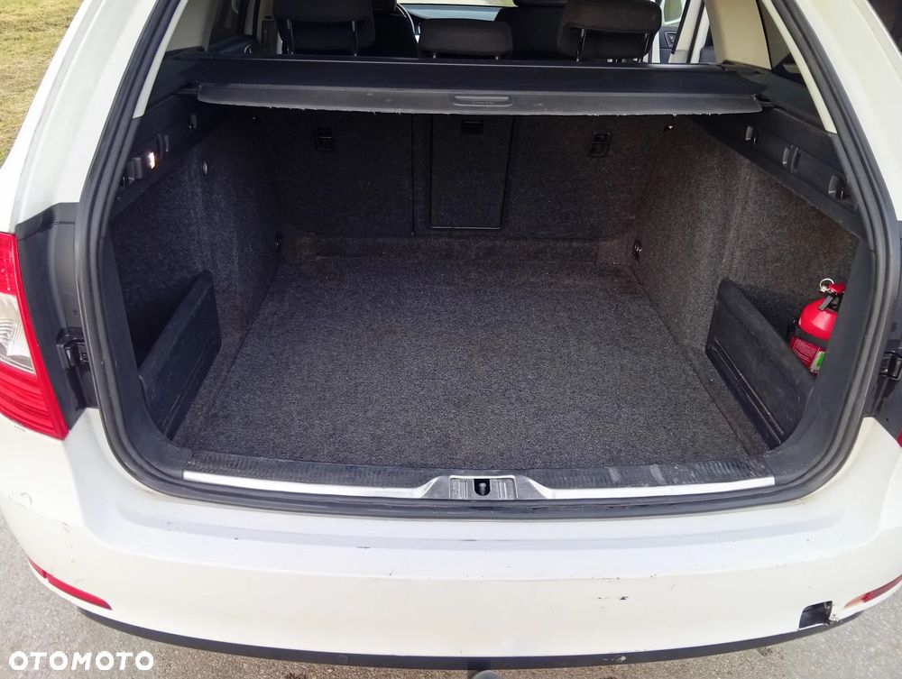 Skoda Superb 2.0 TDI Active - 18