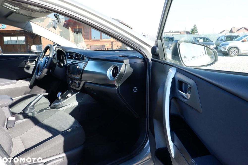 Toyota Auris 1.8 HSD Luna - 3