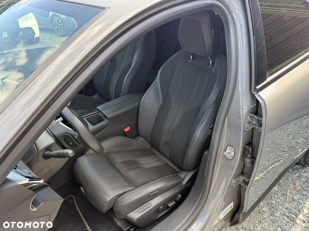 Peugeot 408 2025