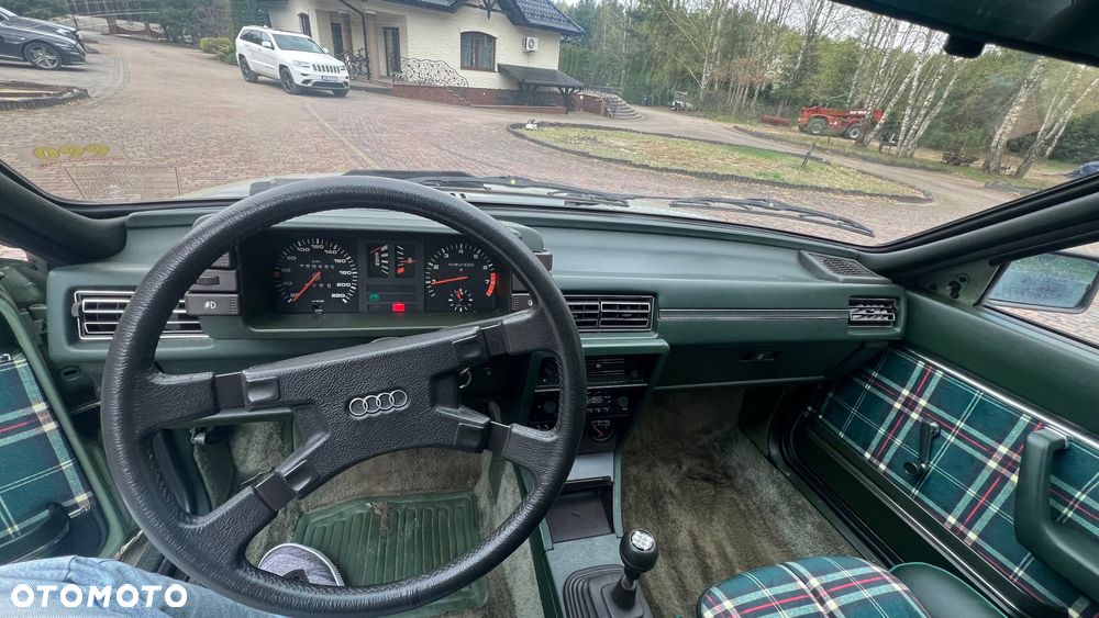Audi Coupe 2.0 GT - 21