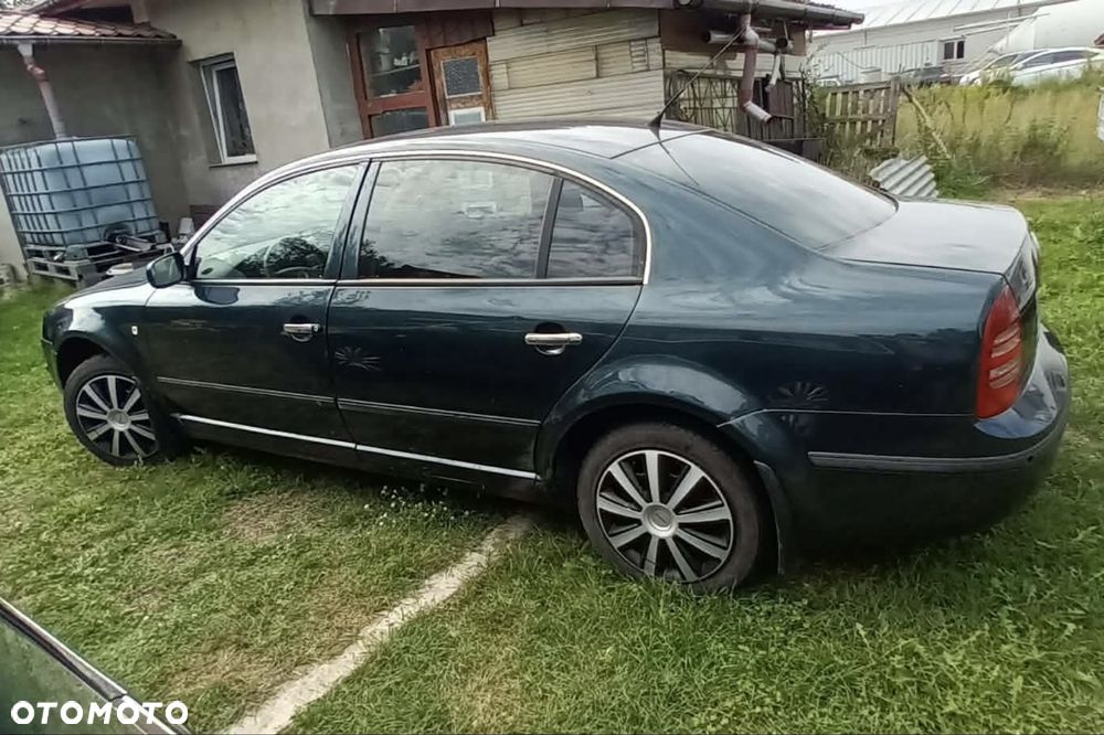 Skoda Superb - 2