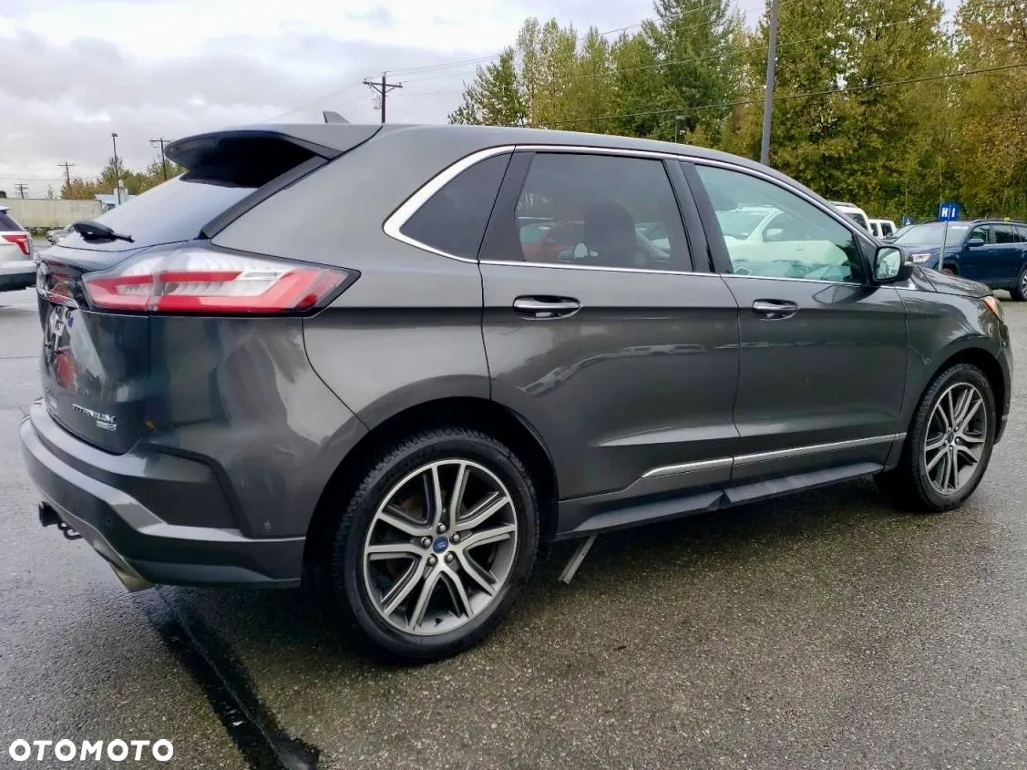 Ford Edge - 4
