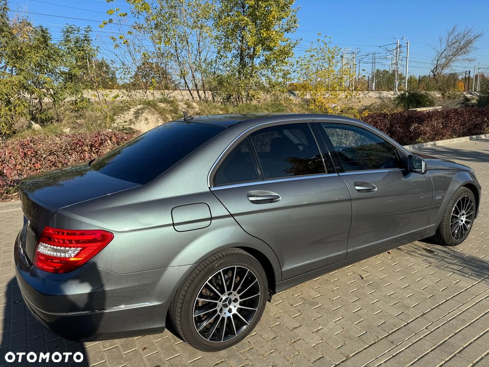 Mercedes-Benz Klasa C 180 BlueEFFICIENCY 7G-TRONIC Avantgarde - 5