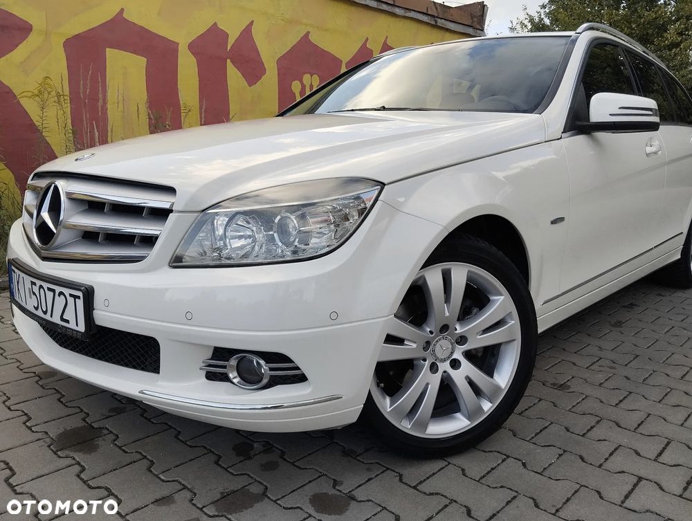 Mercedes-Benz Klasa C 180 T Kompressor BlueEFFICIENCY Avantgarde - 11