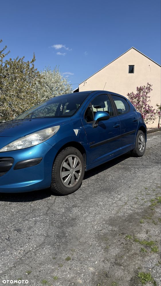 Peugeot 207 - 2
