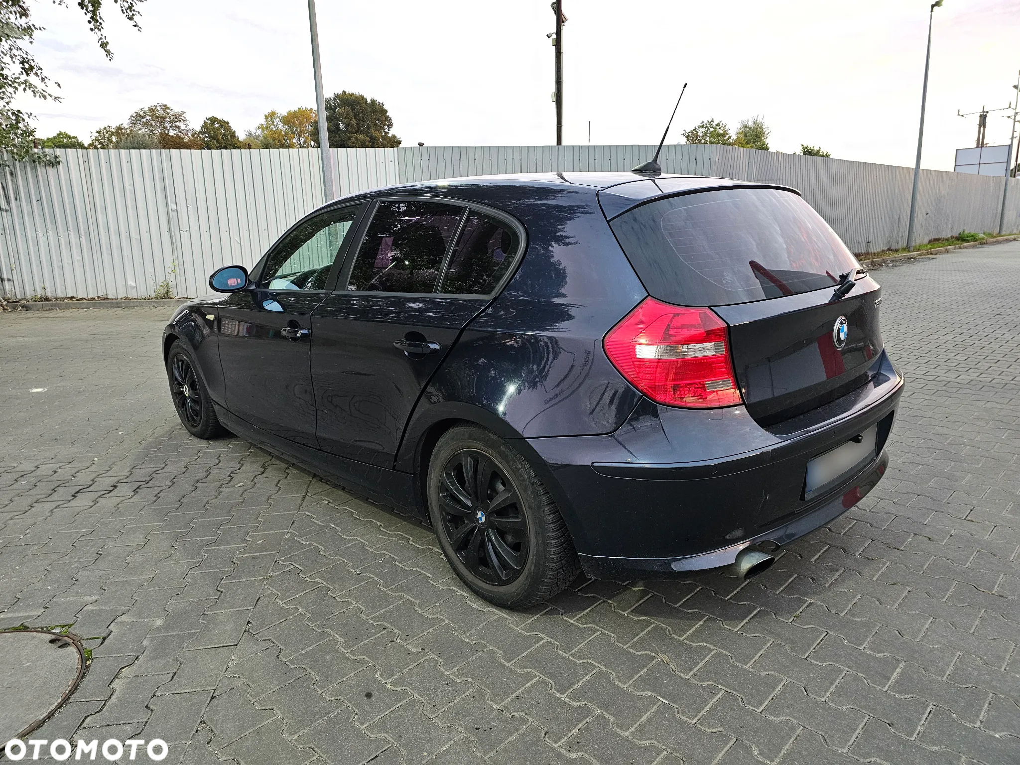 BMW Seria 1 120d DPF Edition Sport - 4