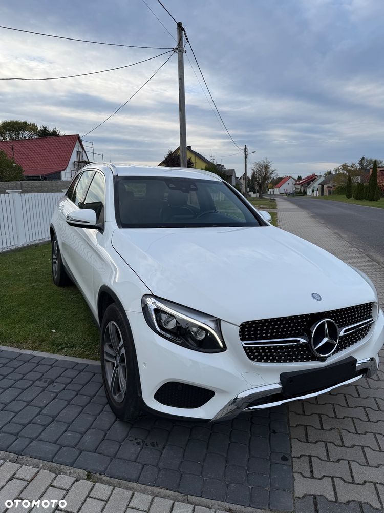 Mercedes-Benz Glc 2016 photo 2