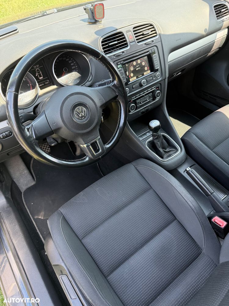 Volkswagen Golf - 5