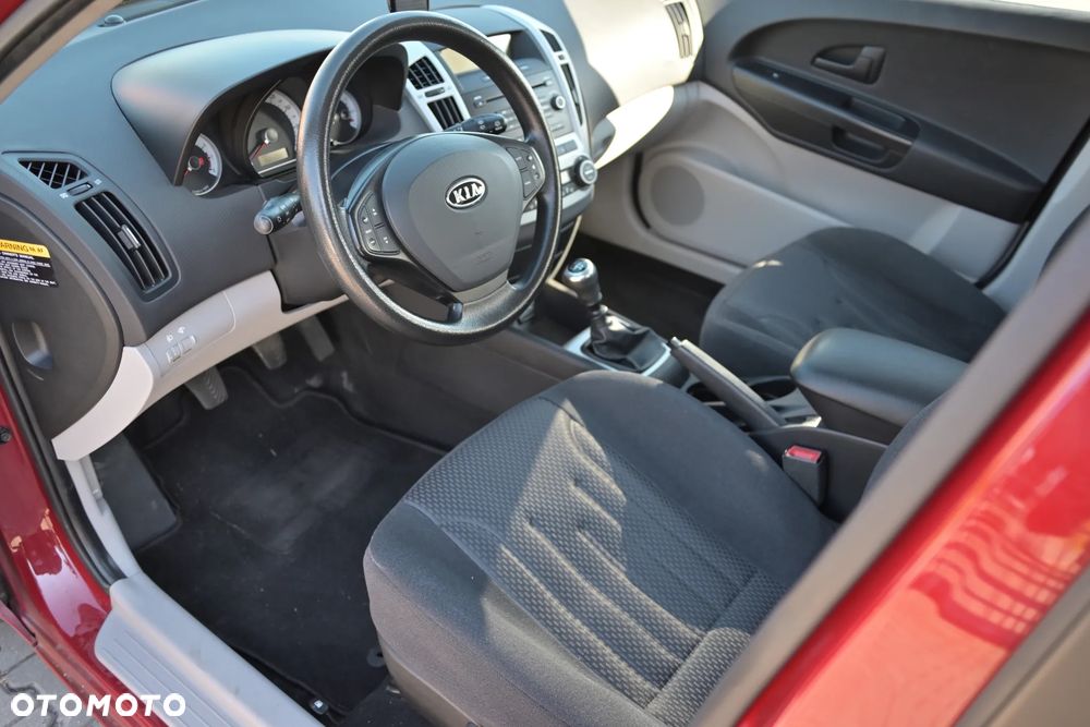 Kia Ceed 1.6 Optimum - 10