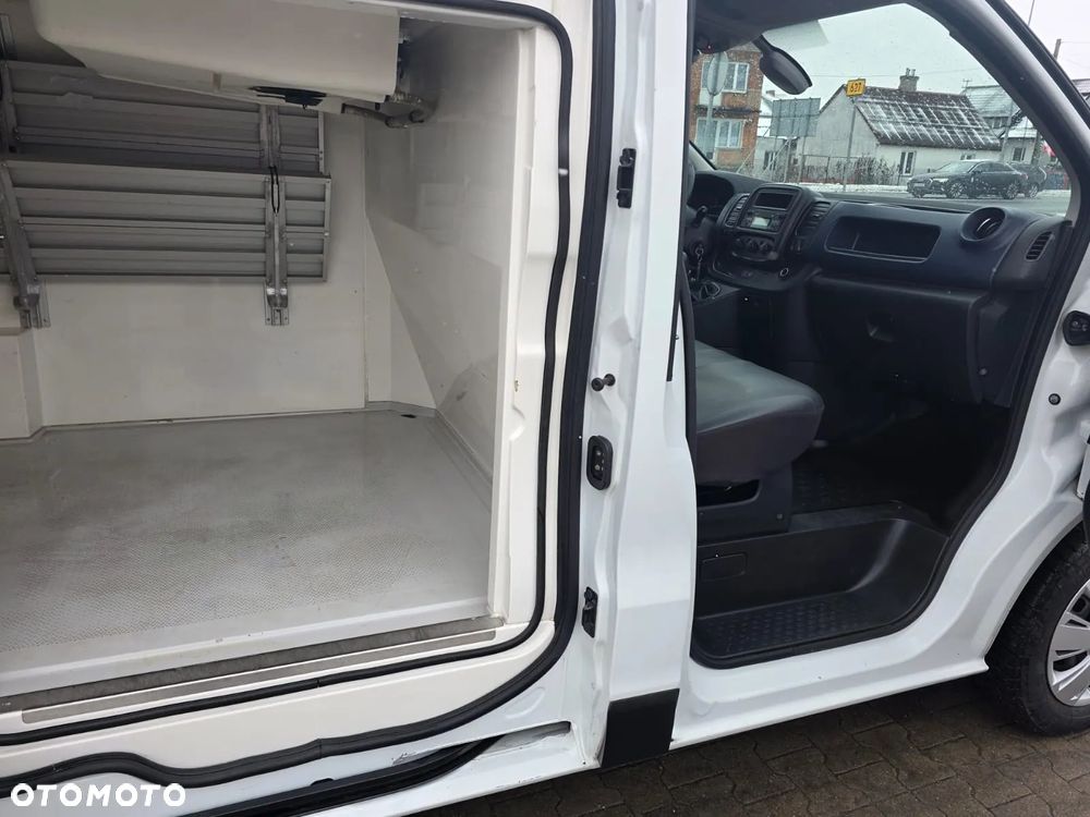 Opel Vivaro Chłodnia - 13