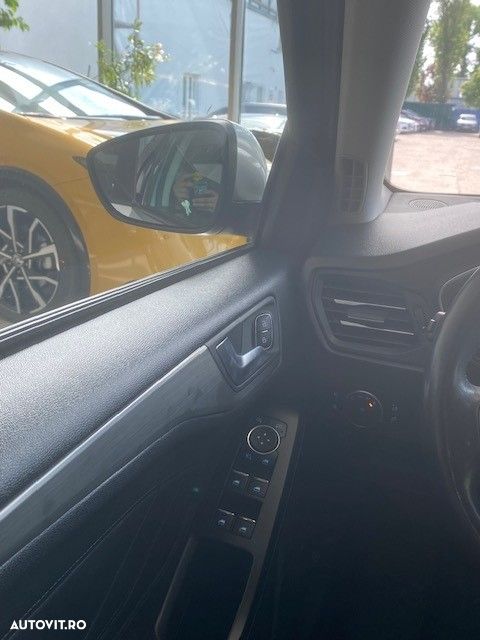 Ford Focus 1.5 EcoBlue Titanium Business - 22