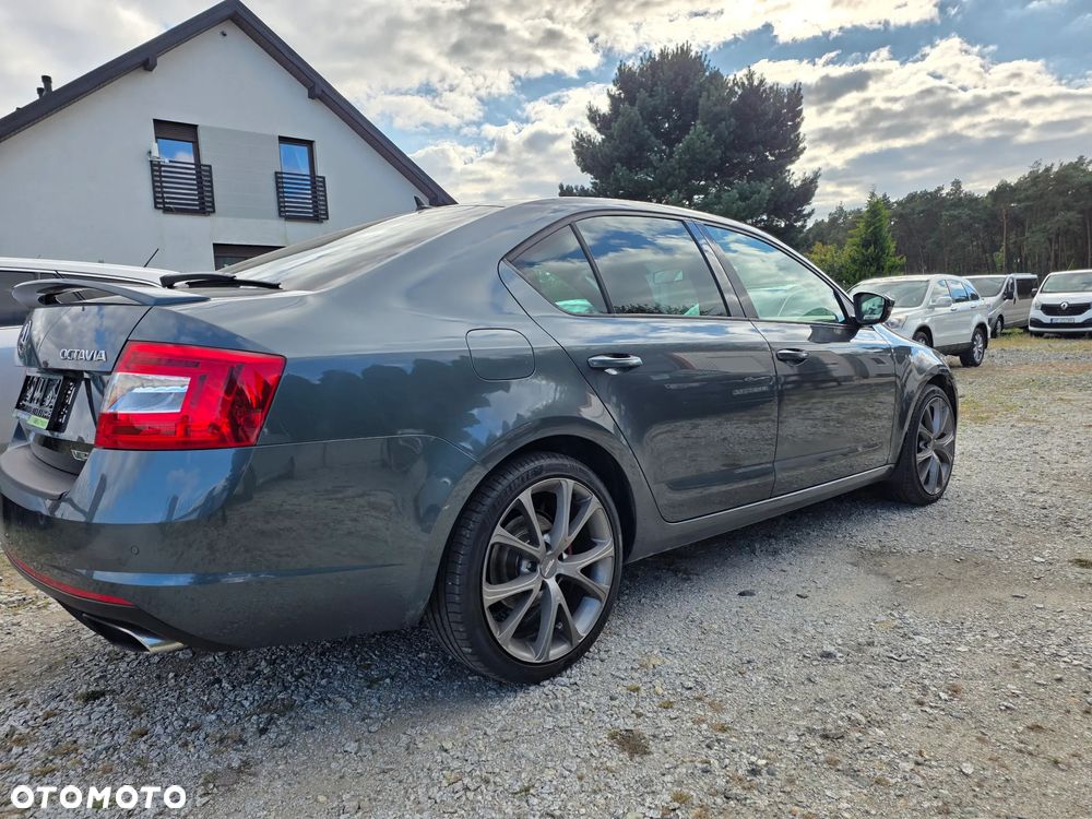 Skoda Octavia Combi 2.0 TSI (Green tec) DSG RS - 14