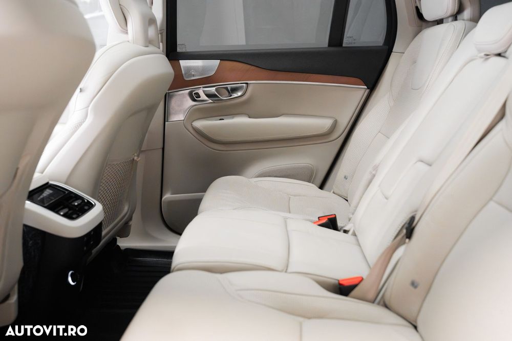 Volvo XC 90 - 39