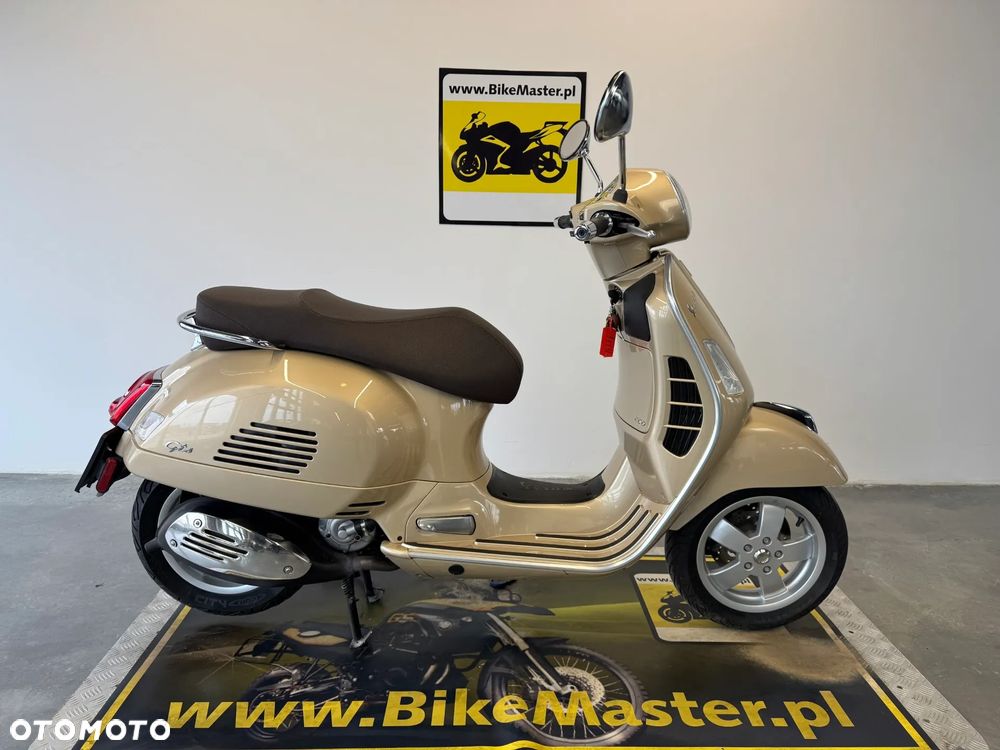 Vespa GTS - 1