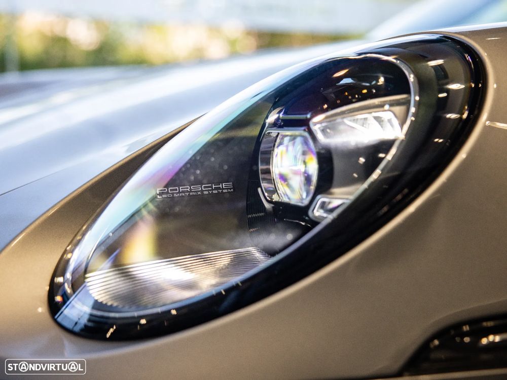 Porsche 911 (992) Turbo PDK - 19