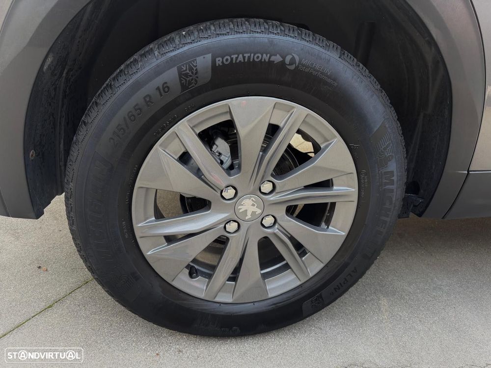 Peugeot 2008 1.2 PureTech Active - 5