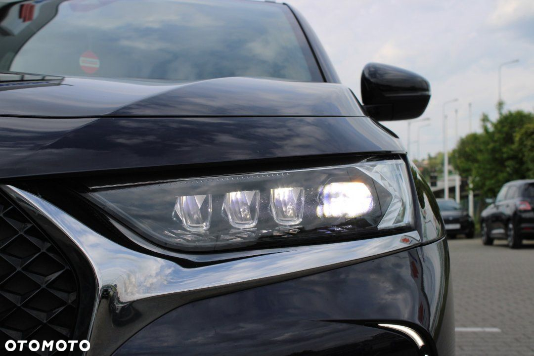 DS Automobiles DS 7 Crossback - 11