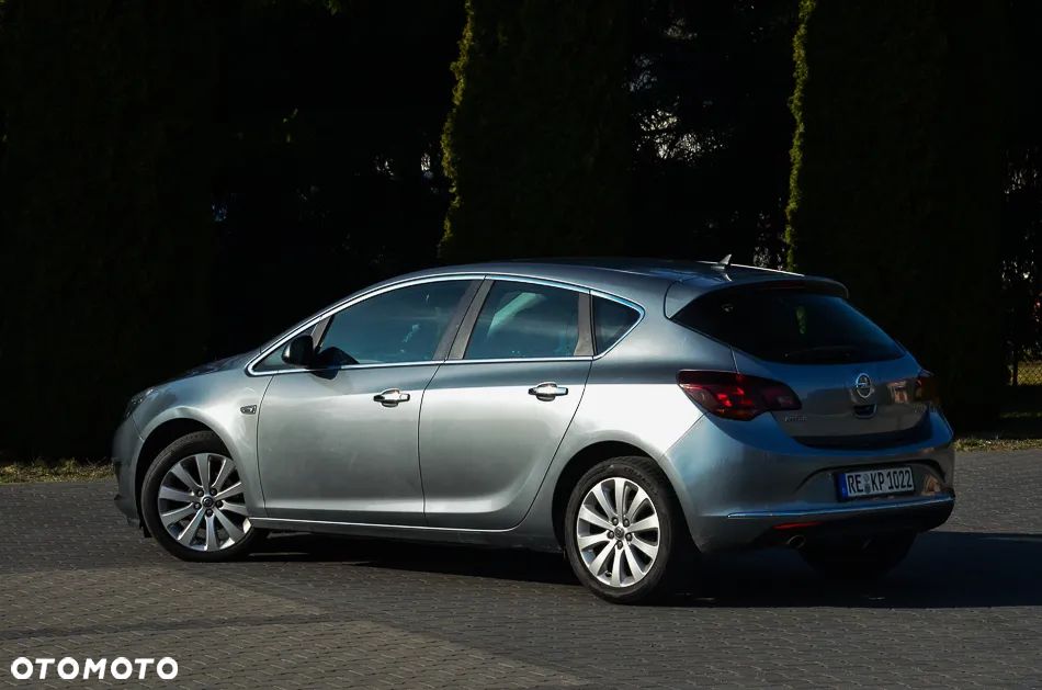 Opel Astra 1.4 Turbo Cosmo - 19