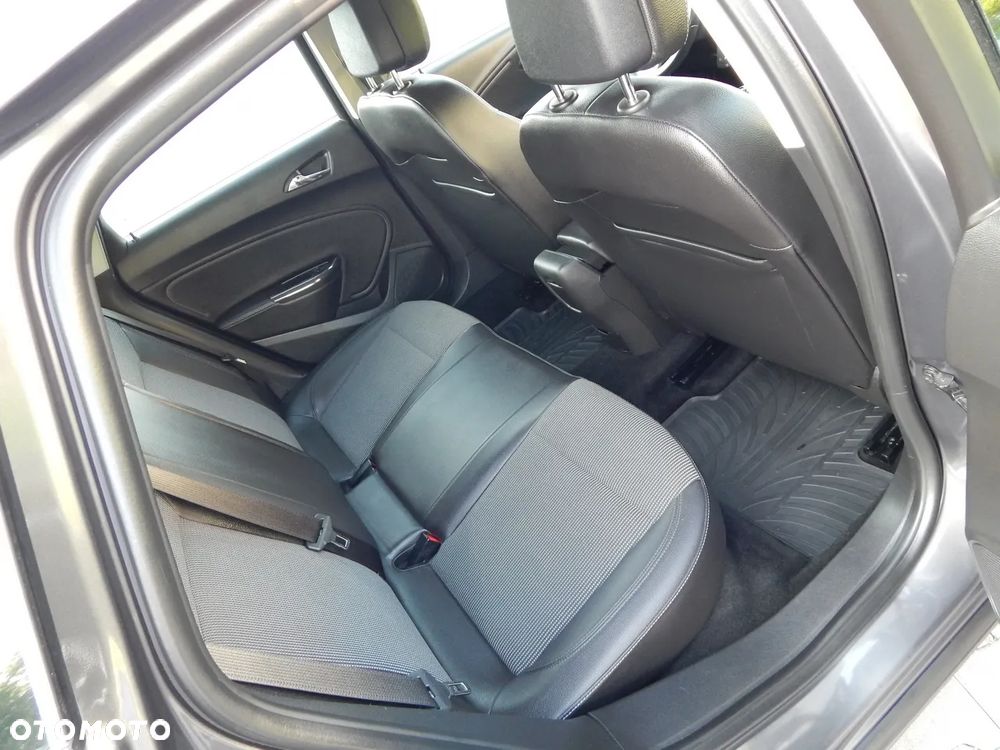 Opel Astra 1.4 Turbo Cosmo - 12