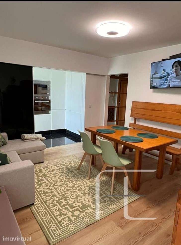Apartamento T4 Venda em Ramalde,Porto - Grande imagem: 2/16