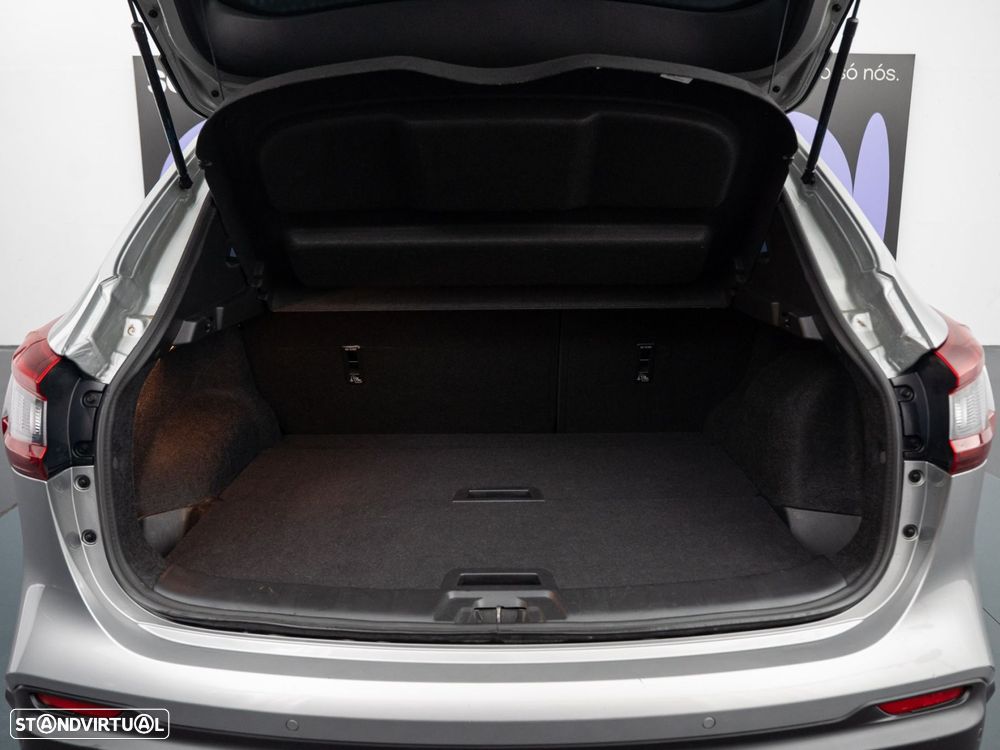 Nissan Qashqai 1.5 dCi N-Connecta - 11