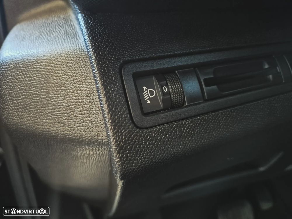 Peugeot 3008 BlueHDi 120 Stop & Start EAT6 Allure - 25
