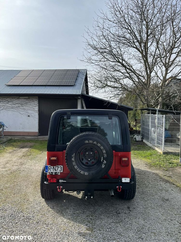 Jeep Wrangler - 6