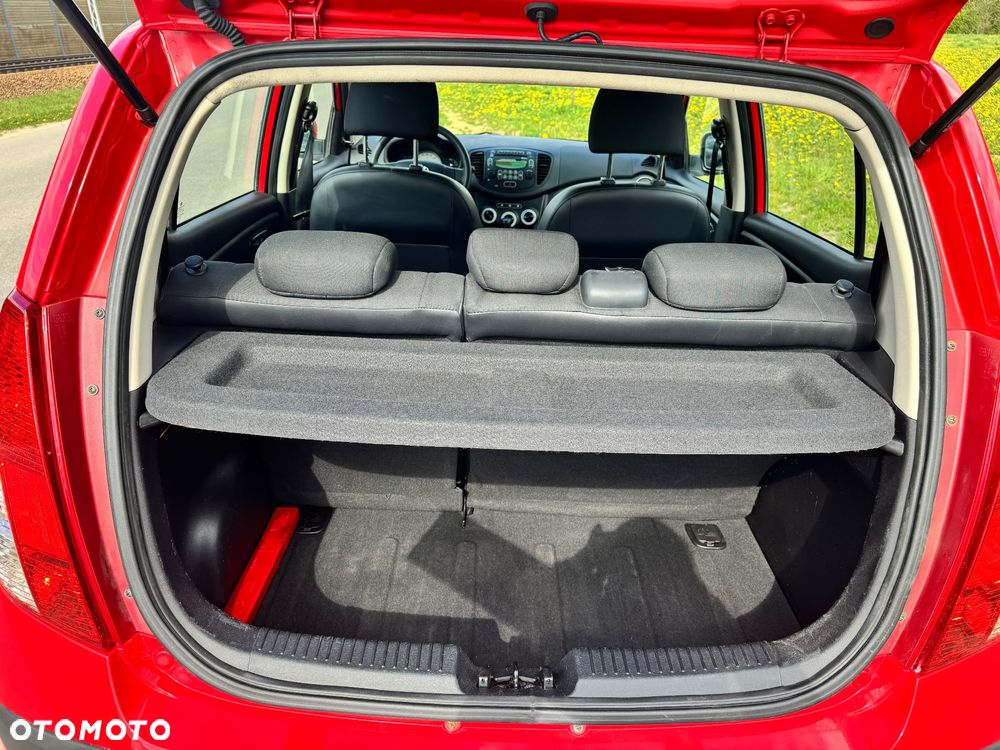 Hyundai i10 1.1 Edition Plus - 31