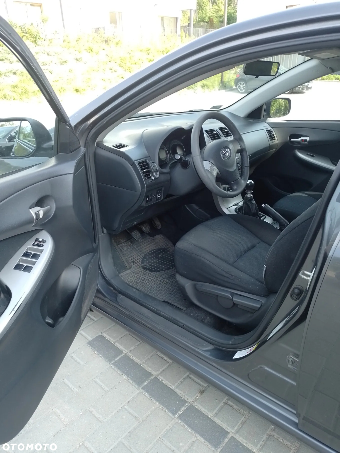 Toyota Corolla 1.6 Luna - 8