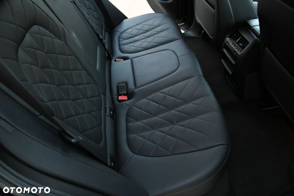 BMW X5 xDrive30d sport - 24