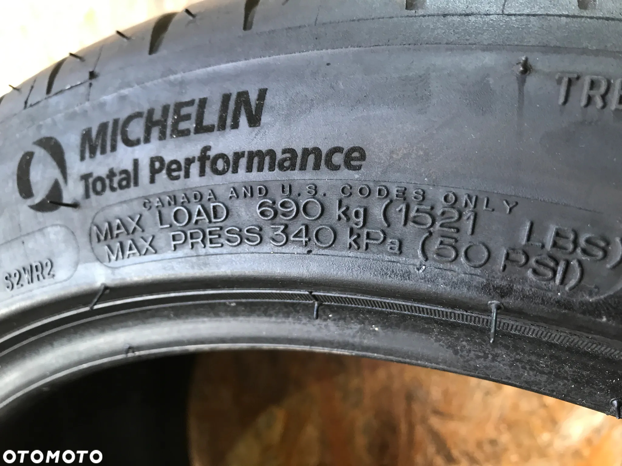 1 OPONA LETNIA MICHELIN 245/40/17  95Y - 6