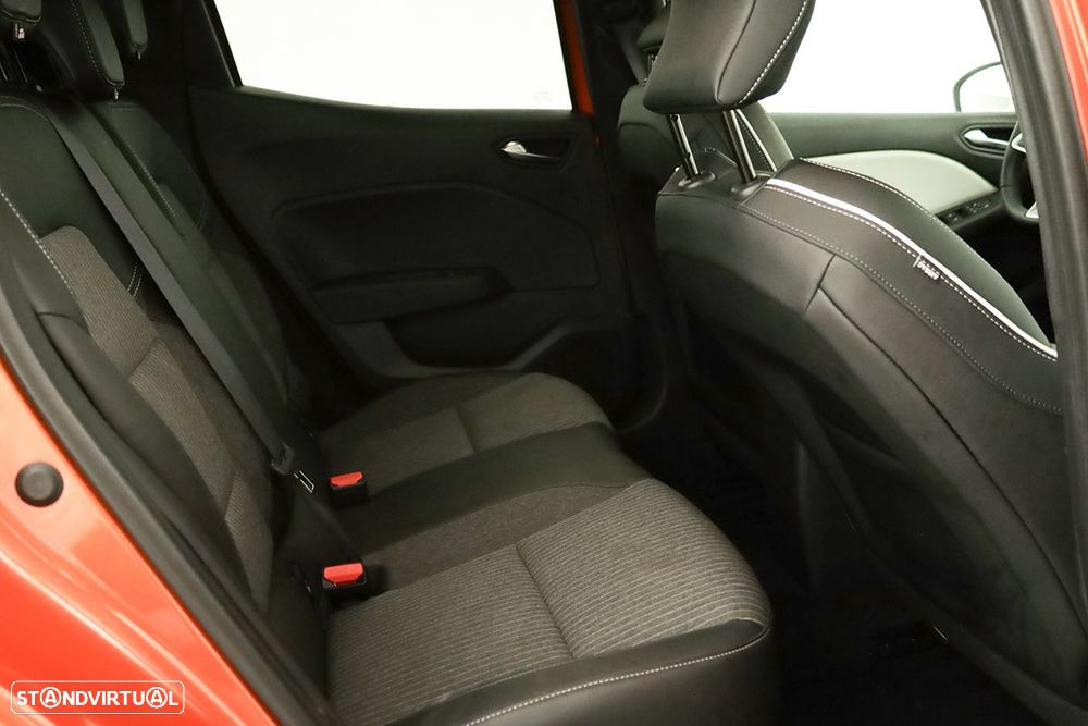 Renault Clio 1.0 TCe Techno - 23