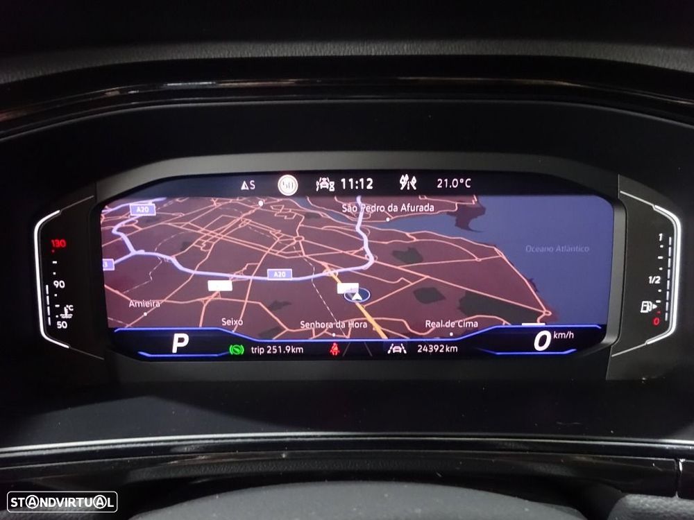 VW T-Roc 1.5 TSI R-Line DSG - 19