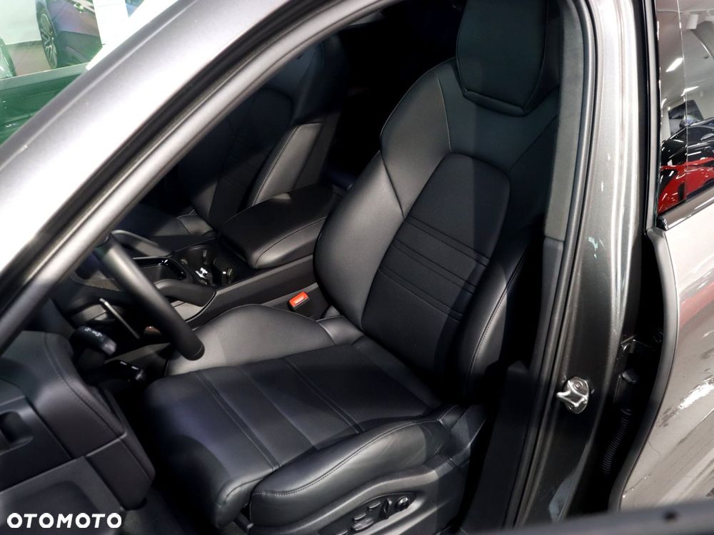 Porsche Cayenne GTS - 15
