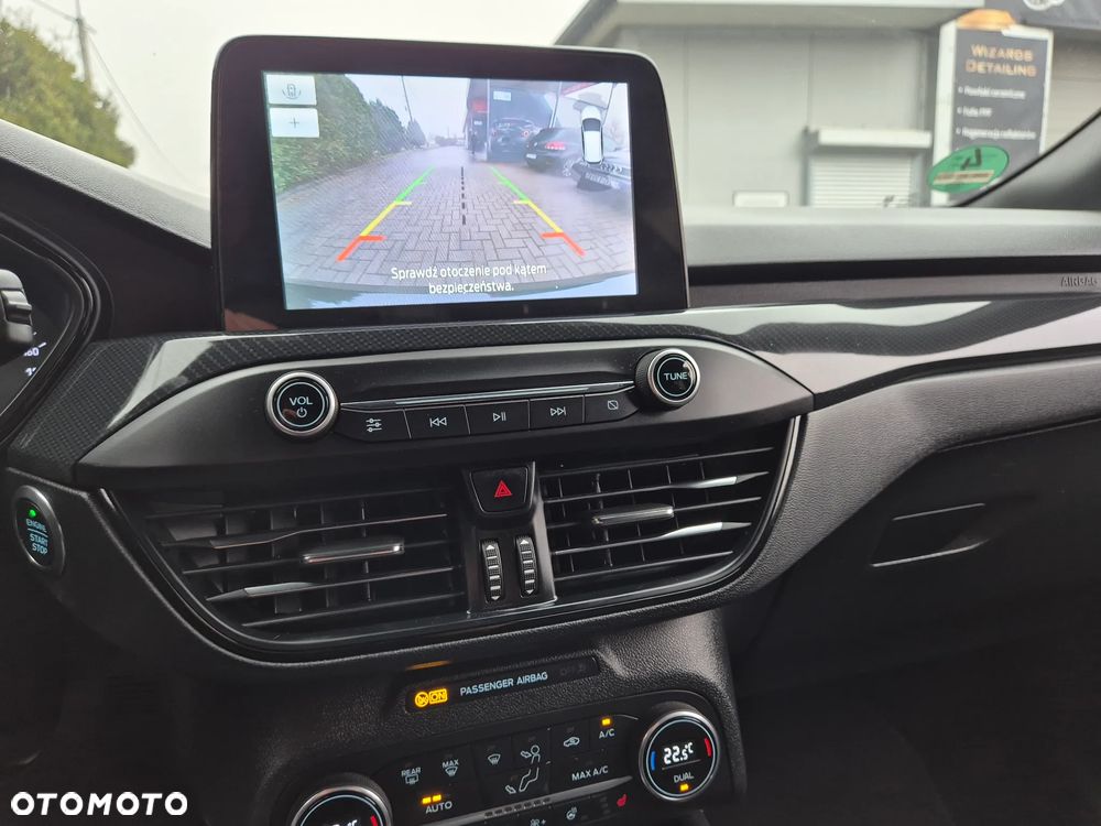 Ford Focus 1.5 EcoBlue STart-Stopp-System ST-LINE - 34