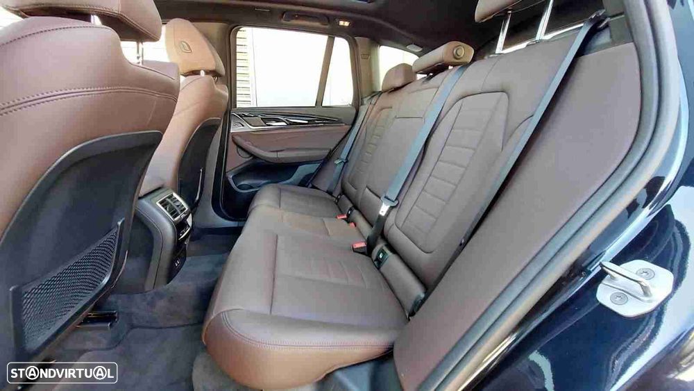 BMW iX3 M Sport Impressive - 5