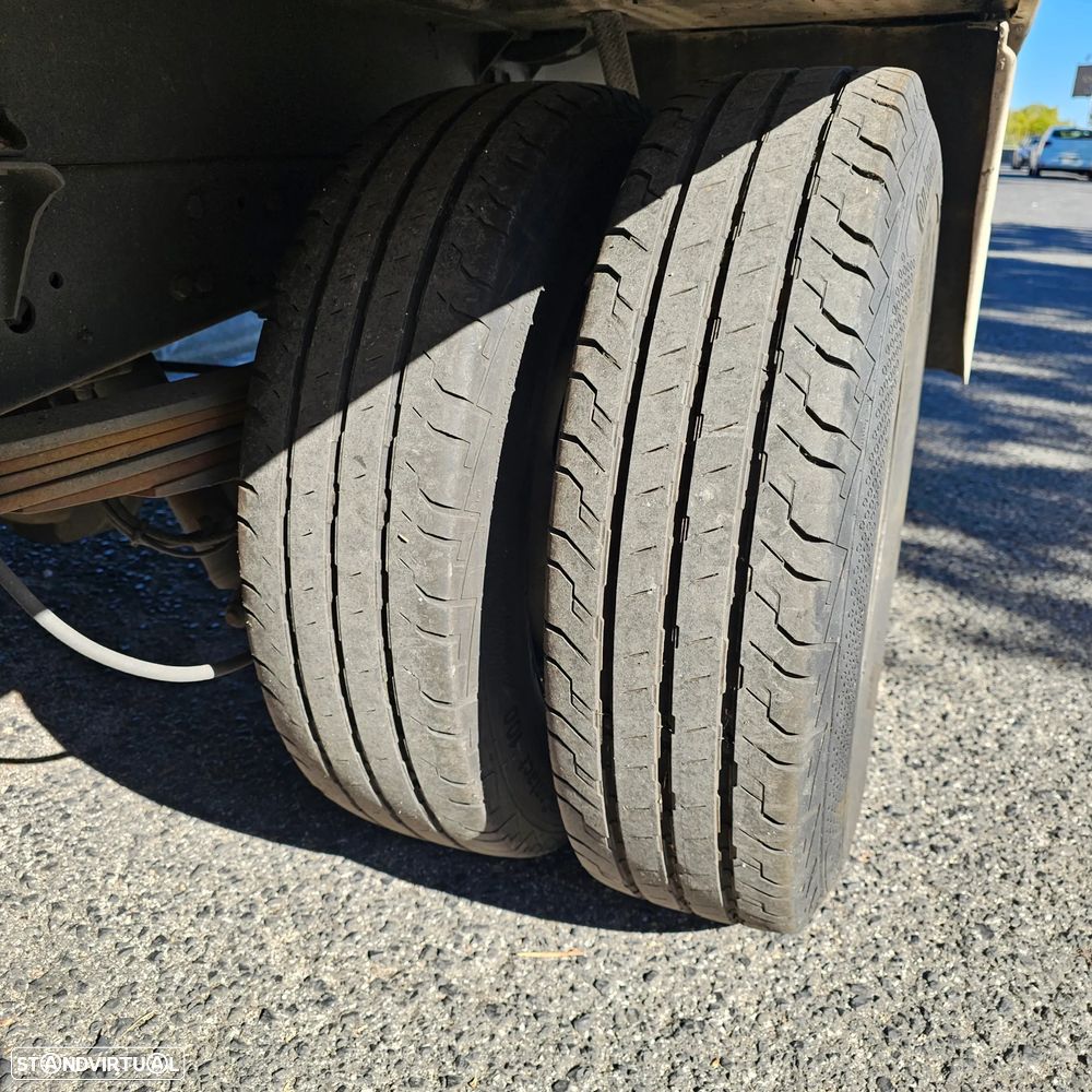 Iveco 35 C 14 Frio Garagem - 12