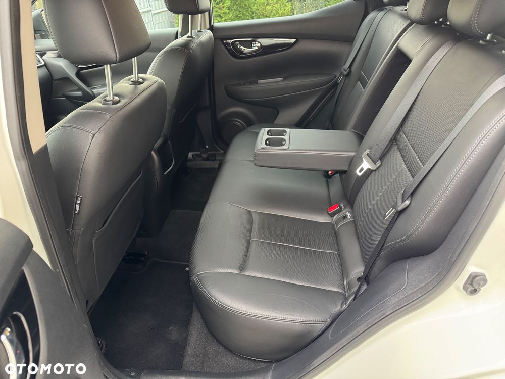 Nissan Qashqai 1.6 DCi TEKNA+ - 20