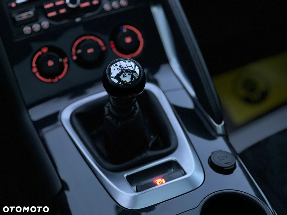 Peugeot 3008 - 19