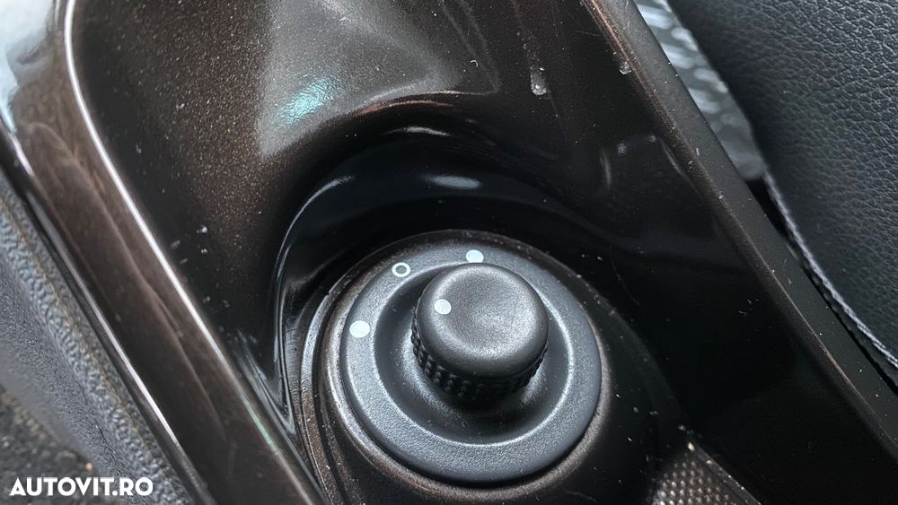 Dacia Duster 1.5 dCi 4x4 Prestige - 13