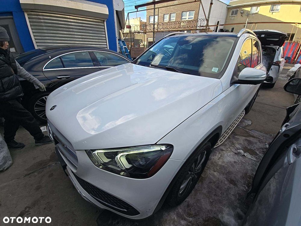 Mercedes-Benz GLE - 2