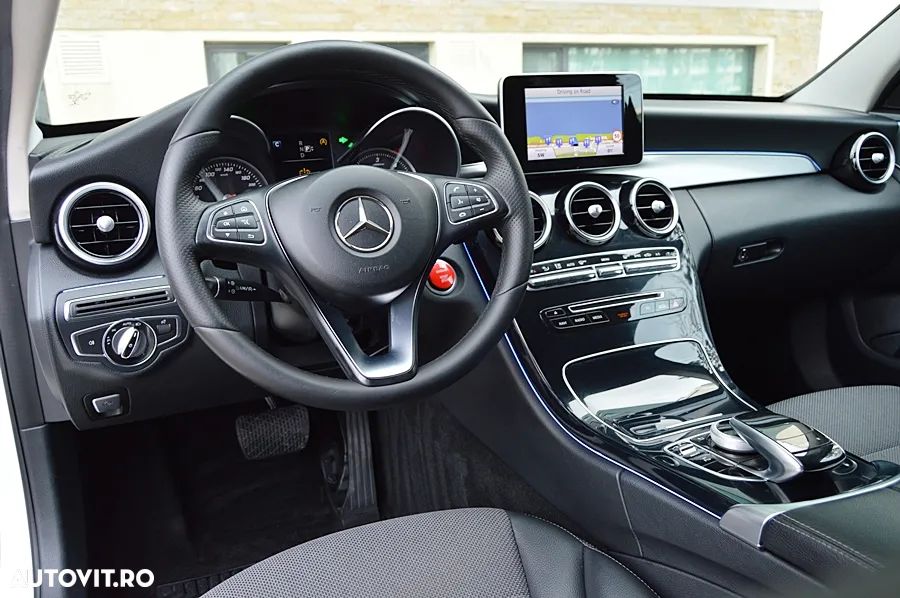 Mercedes-Benz C 220 (BlueTEC) d 7G-TRONIC - 22