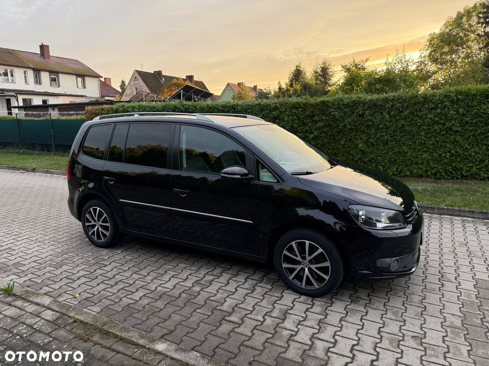 Volkswagen Touran 2.0 TDI DPF DSG Highline - 2