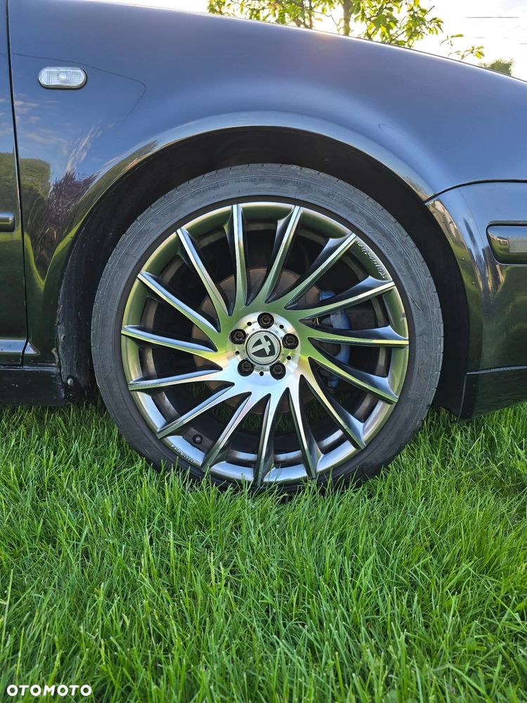 Volkswagen Golf - 14