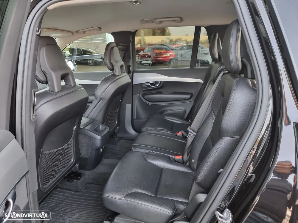 Volvo XC 90 2.0 D4 Momentum - 24