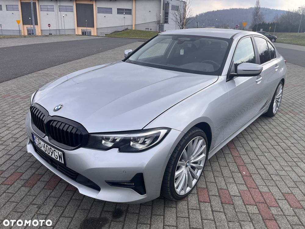 BMW Seria 3 320i xDrive Edition M Sport Shadow - 3